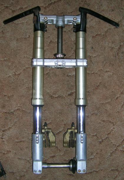 [The USD SHOWA forks from a 1994 Ducati SS900cr.]