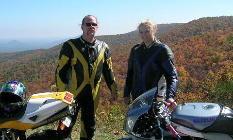 [10/28/06: Terry and Vicki at an overlook off of the Richard Russel Parkway, Hwy 348, in northern Georgia.]